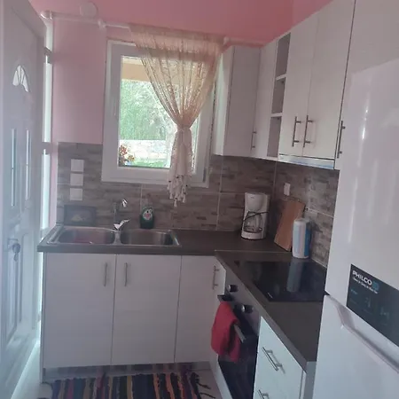 아파트 Kabos House Mastoratika