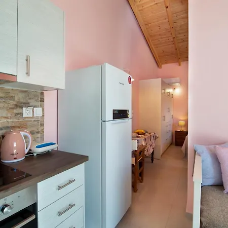 Kabos House Mastoratika